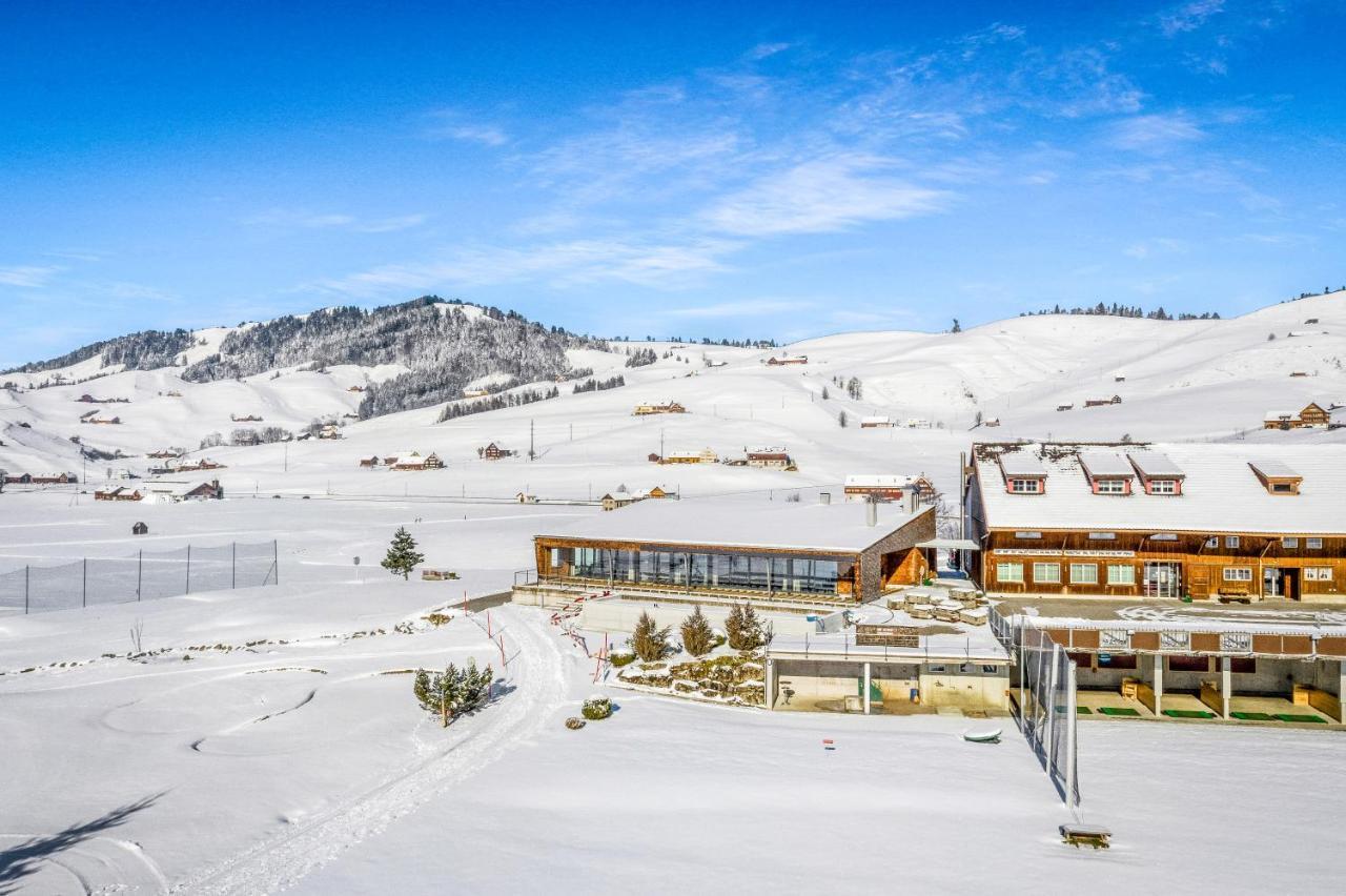 Swiss Mountain Golf-Restaurant Gonten エクステリア 写真